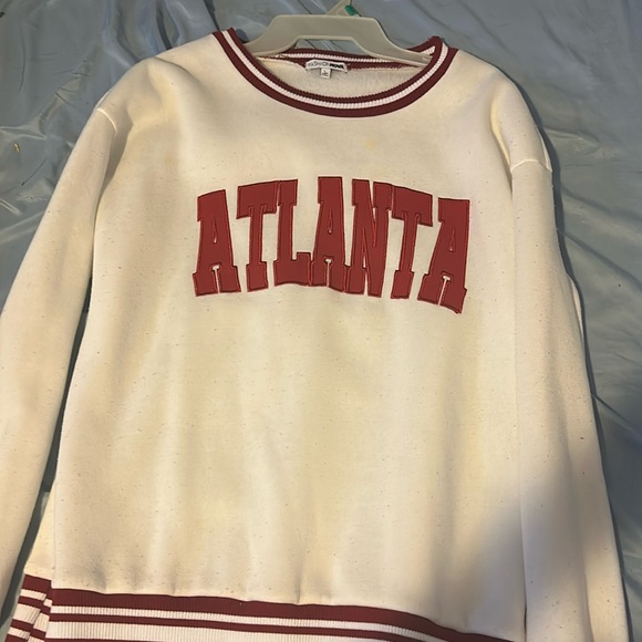 Red white sweatshirt - Picture 1 of 1